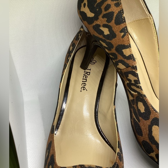 J. RENNE LEOPARD HEELS - Picture 14 of 14